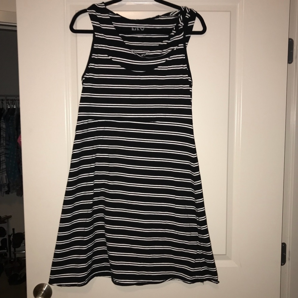 Marc New York casual dress with hoody